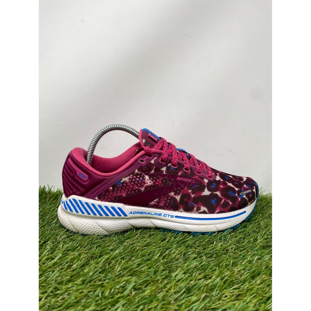 Brooks Adrenaline GTS 22 Shoes Women 7 Magenta Running Sneakers Comfort Athletic